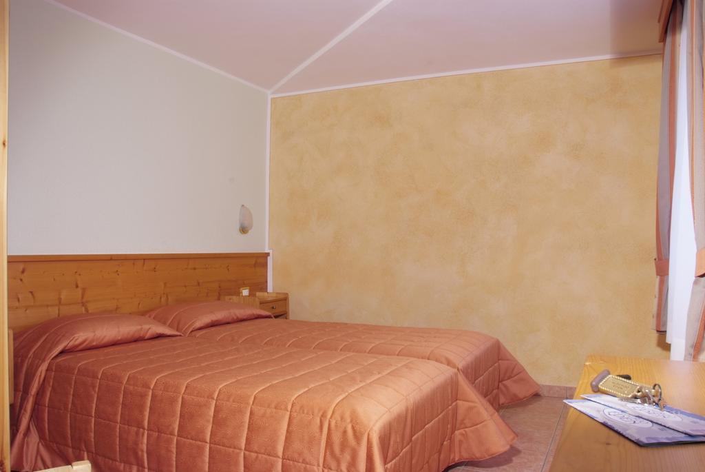 Albergo Eden Passo del Tonale Exterior foto
